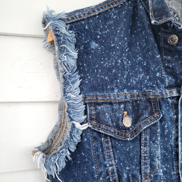 Vintage 80's Levi's Galactic Spotted 4 Pocket Frayed Denim Vest M - Picture 8 of 16